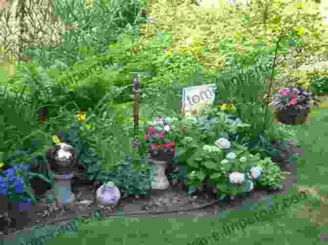 A Vibrant And Lush Organic Backyard Garden Mini Farming: How To Create A Sustainable Organic Garden In Your Backyard You Can Be Proud Of (Square Foot Gardening Small Space Gardening Mini Farming For Beginners)