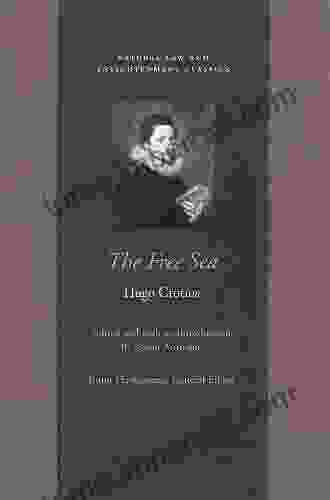 The Free Sea (Natural Law And Enlightenment Classics)